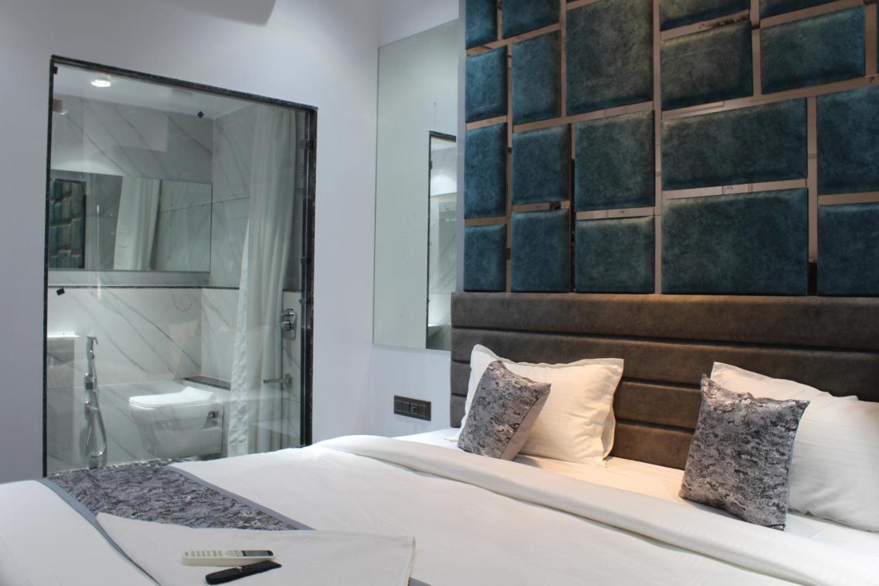 Hotel The Lowell Сурат Экстерьер фото